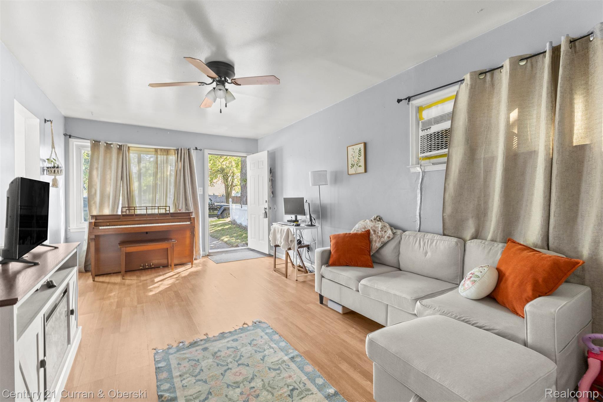 32360 Carlisle Parkway