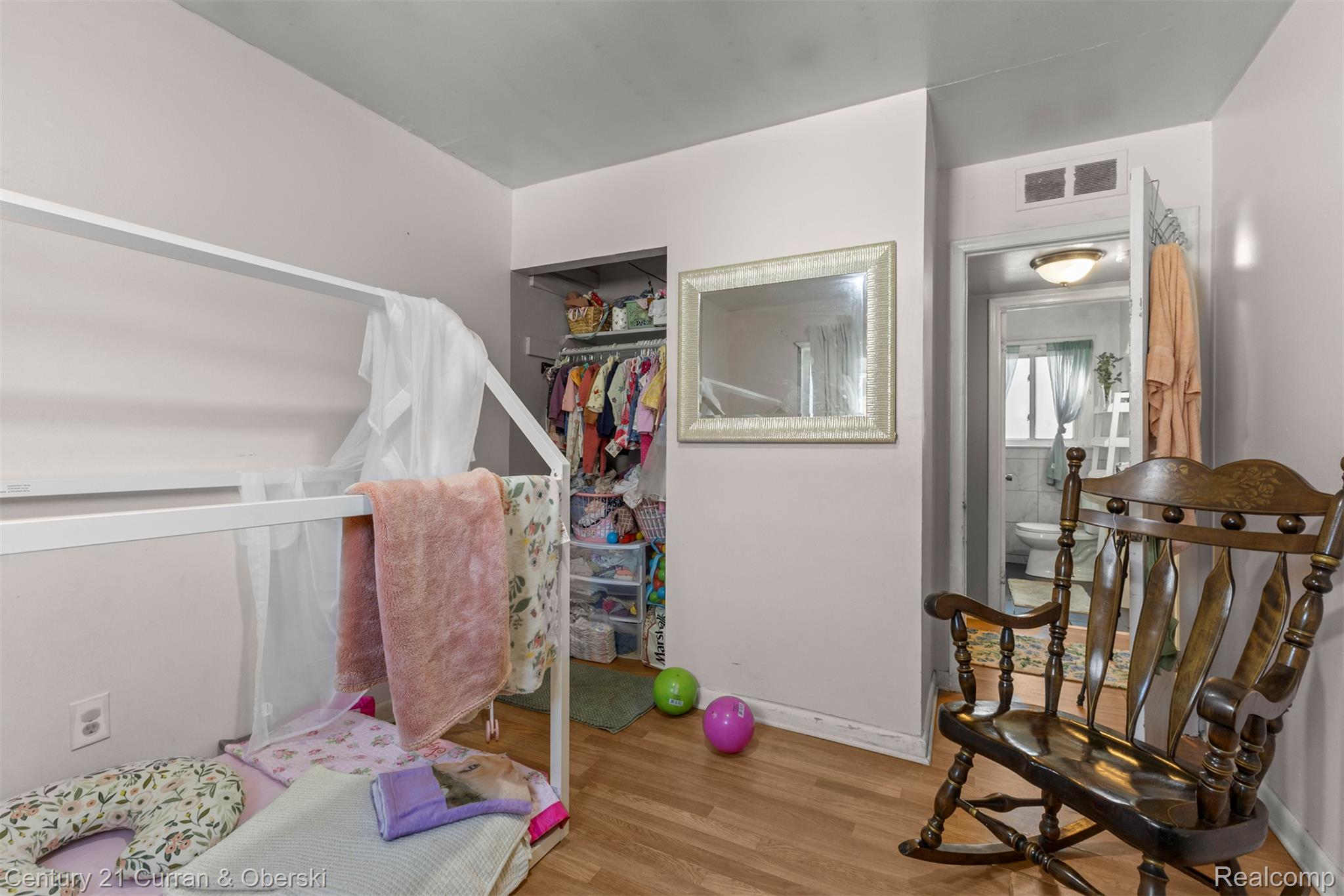 32360 Carlisle Parkway