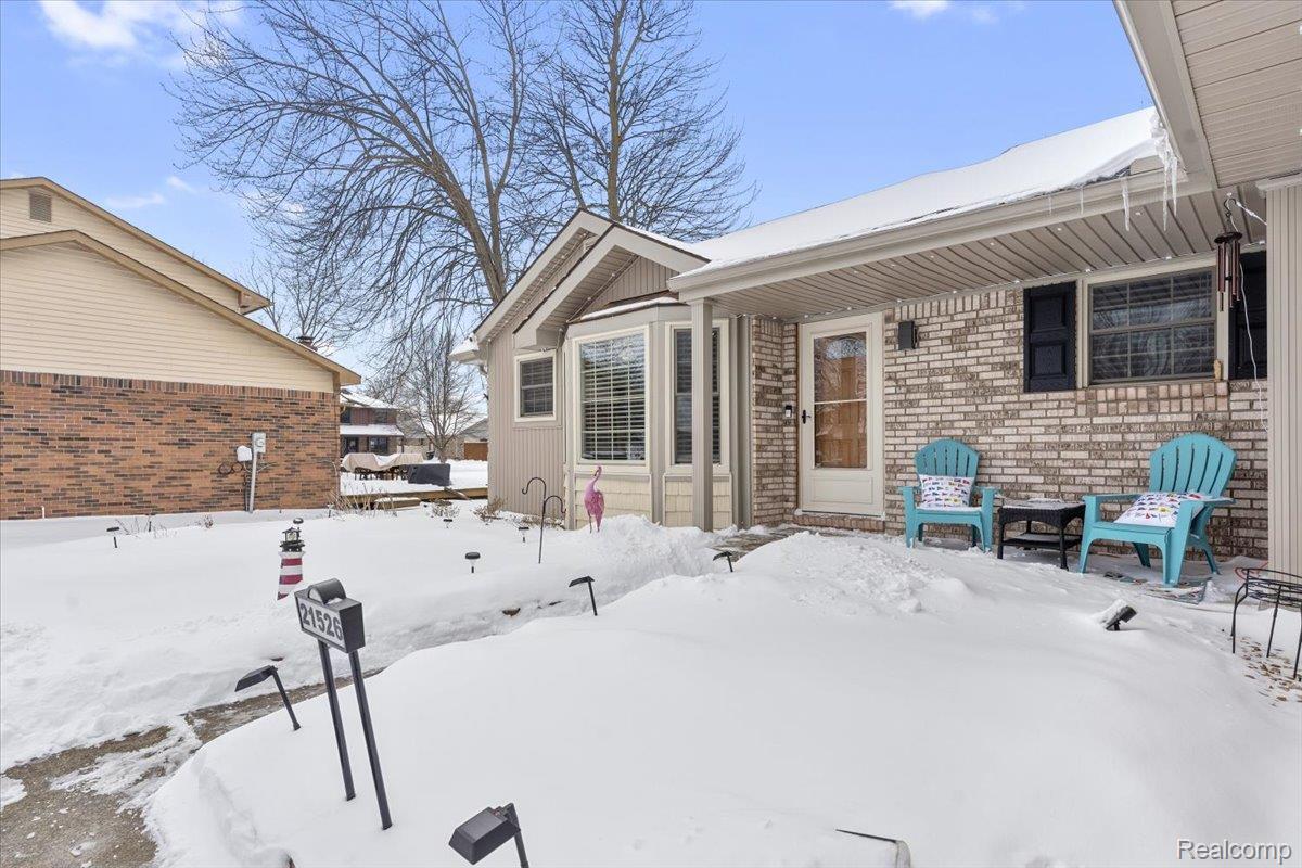 21526 E Chipmunk Trail