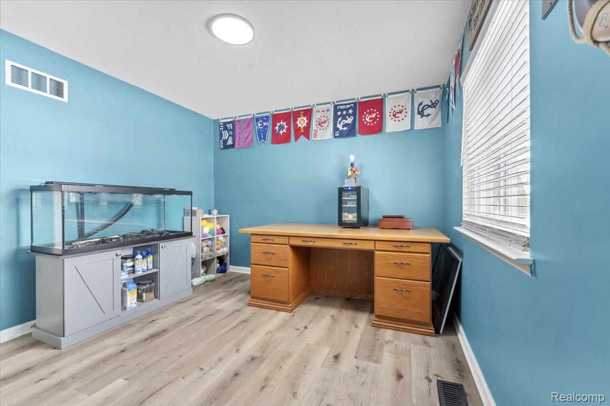 21526 E Chipmunk Trail