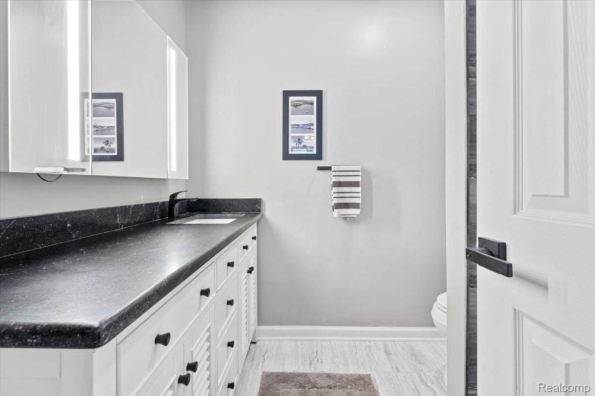 21526 E Chipmunk Trail