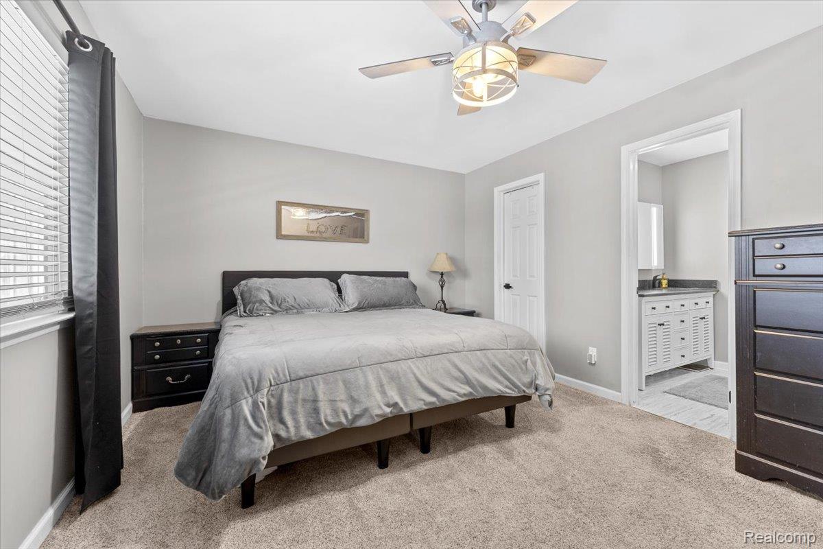 21526 E Chipmunk Trail