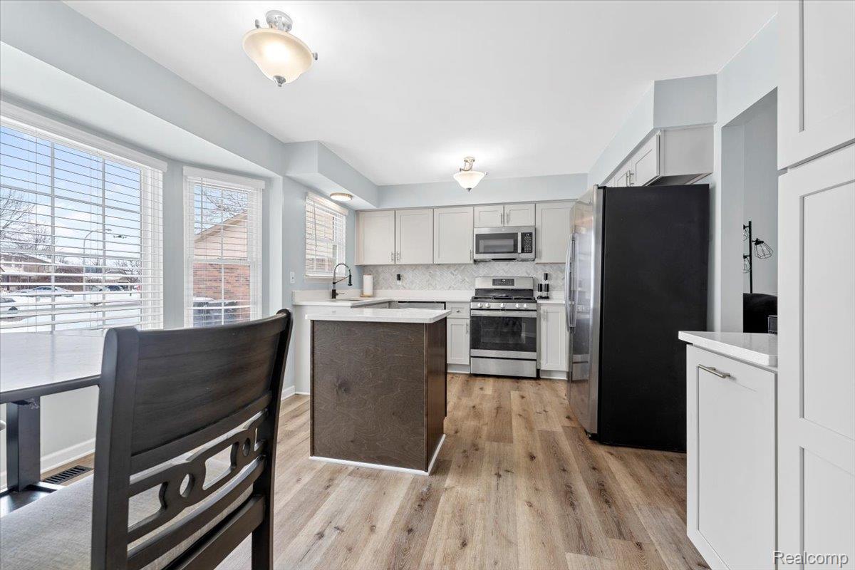 21526 E Chipmunk Trail