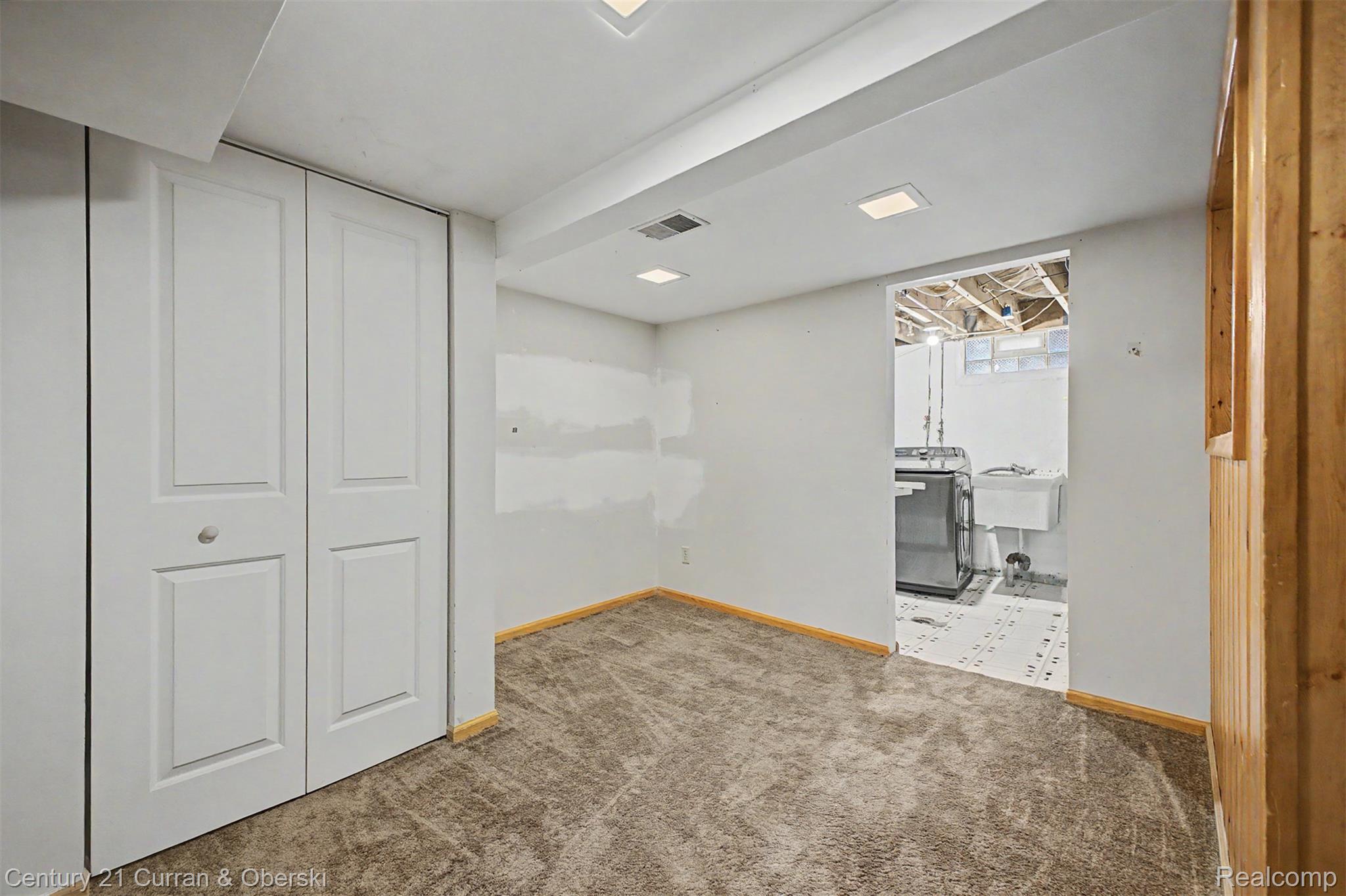 9952 Park Avenue