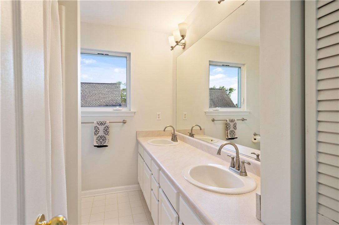 24 Sanctuary Cove