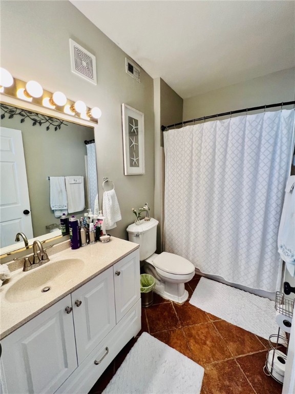 1704 Frederica Road 605