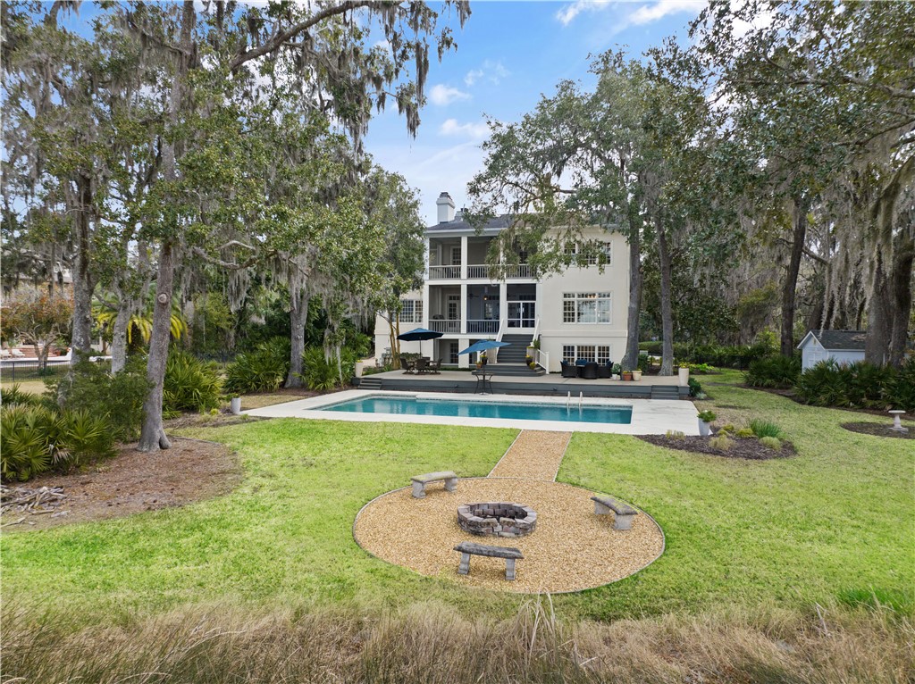 251 Abbott Lane