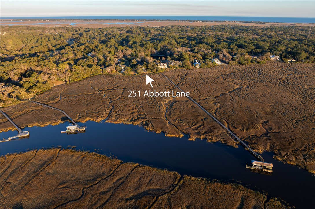 251 Abbott Lane