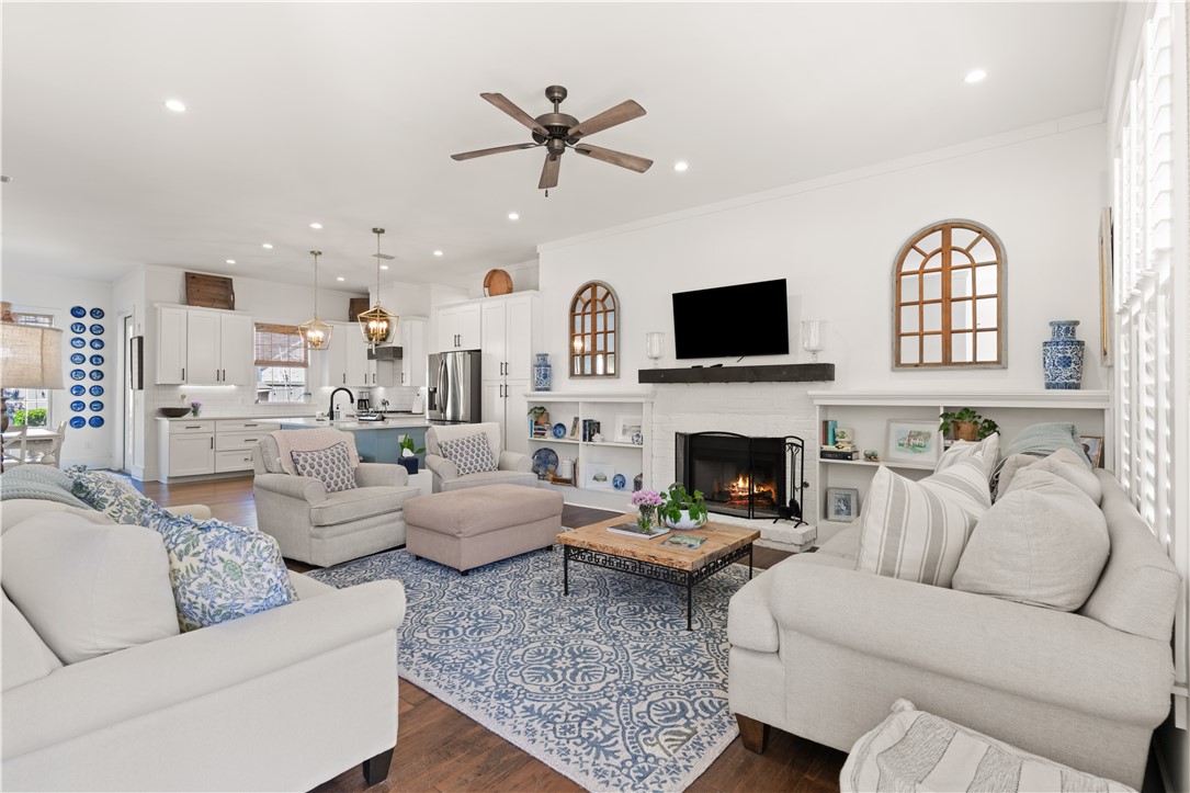 615 Lake View Cottages Drive