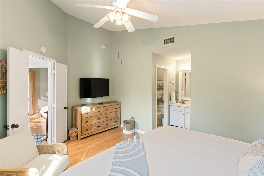 306 Harbour Oaks Drive