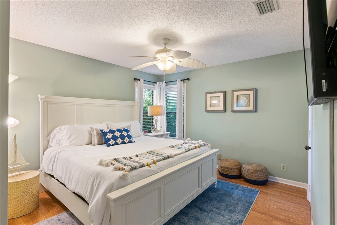 306 Harbour Oaks Drive