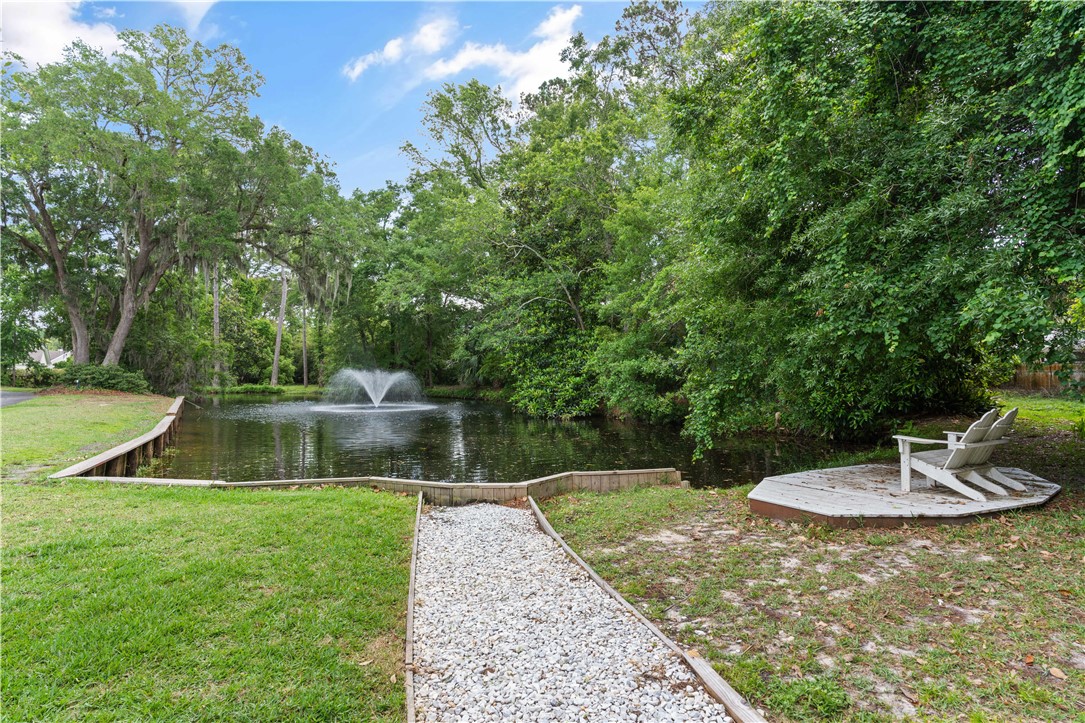 306 Harbour Oaks Drive