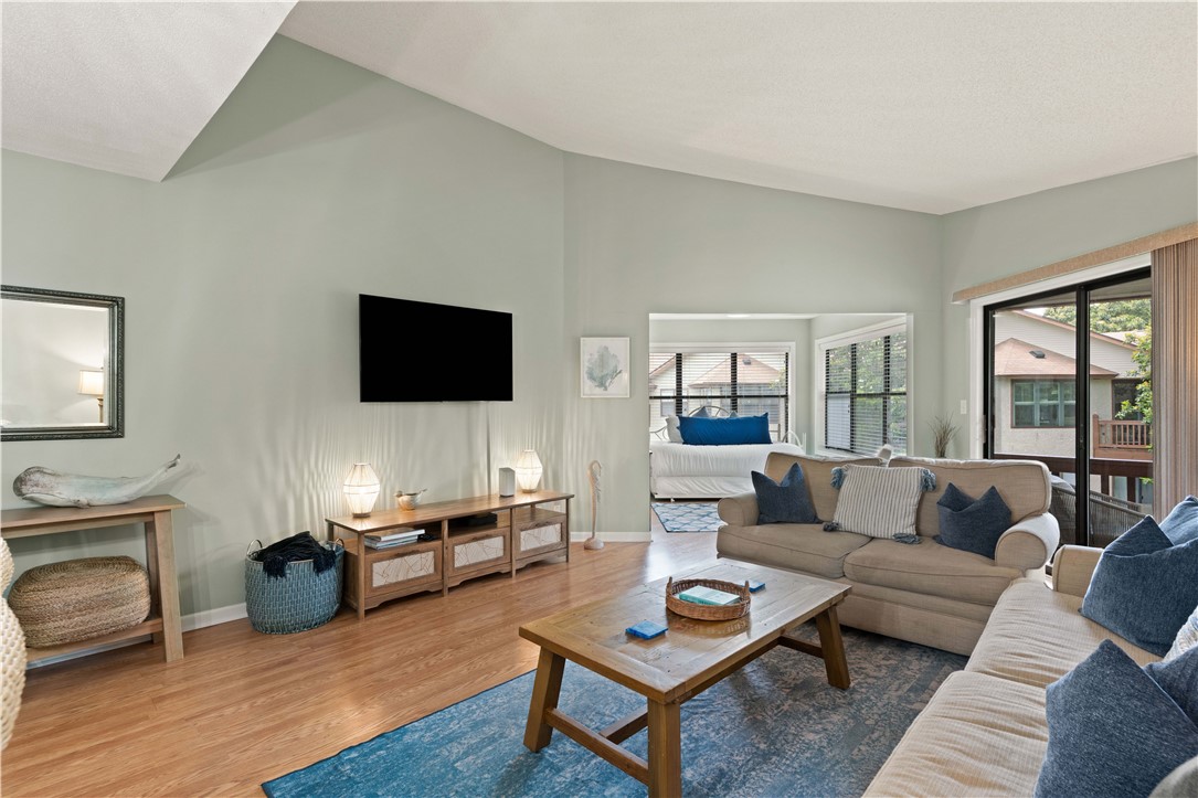 306 Harbour Oaks Drive