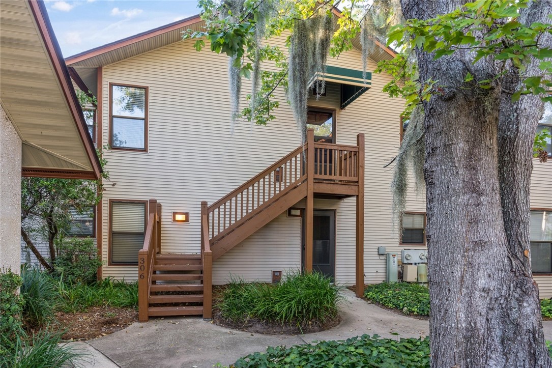 306 Harbour Oaks Drive