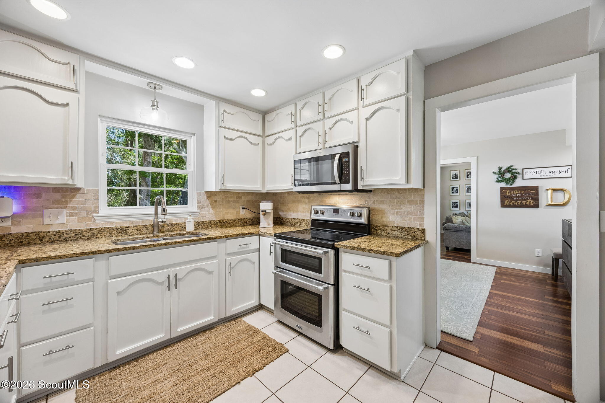 26 Anglers Cove Way
