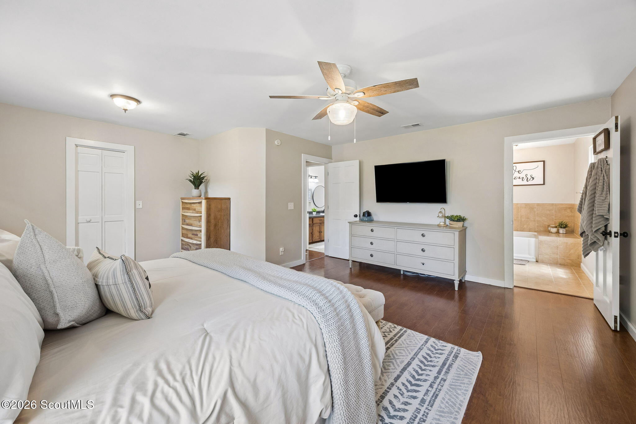 26 Anglers Cove Way