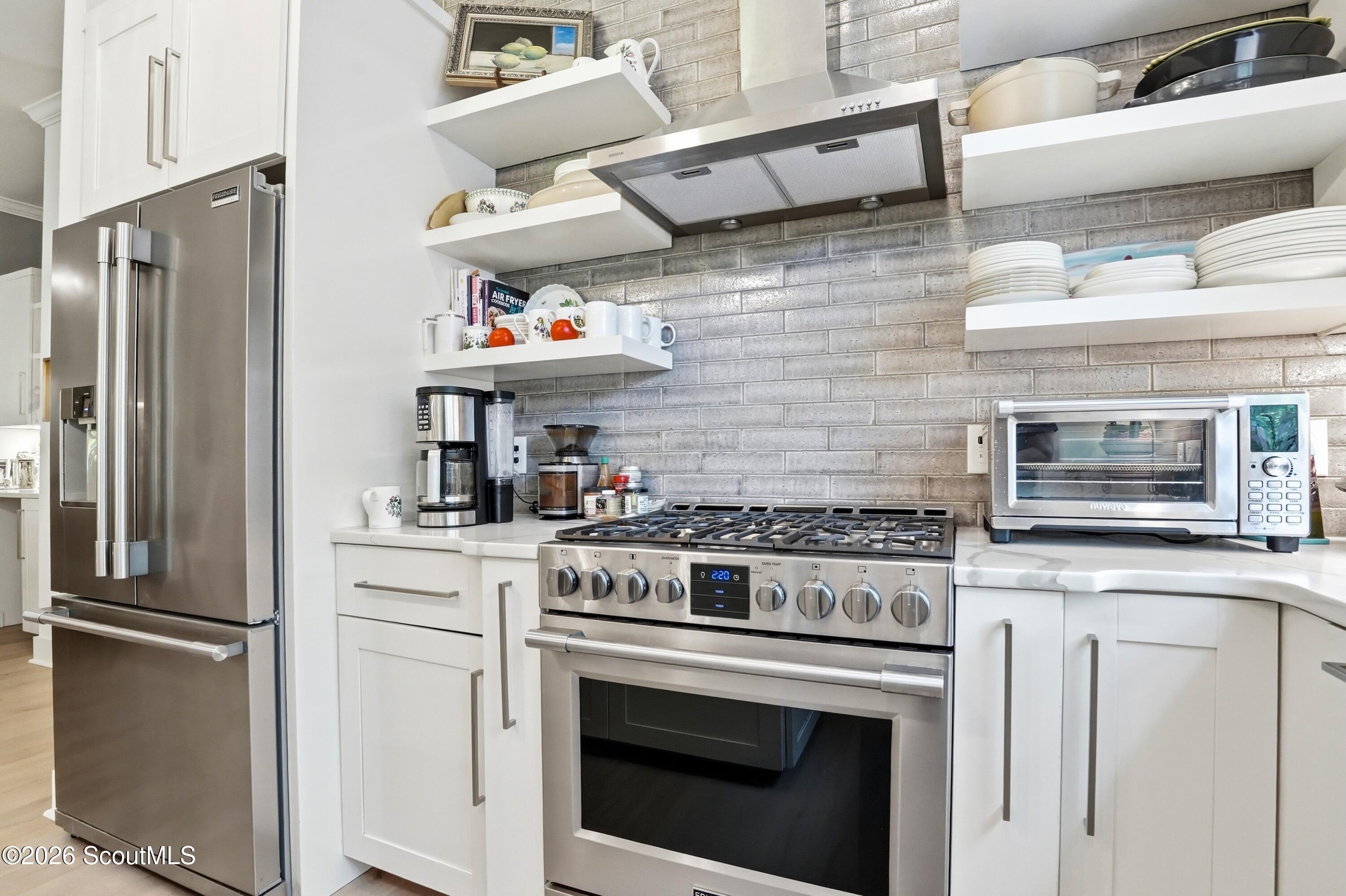 38 W West Lake Drive, St. Simons Island