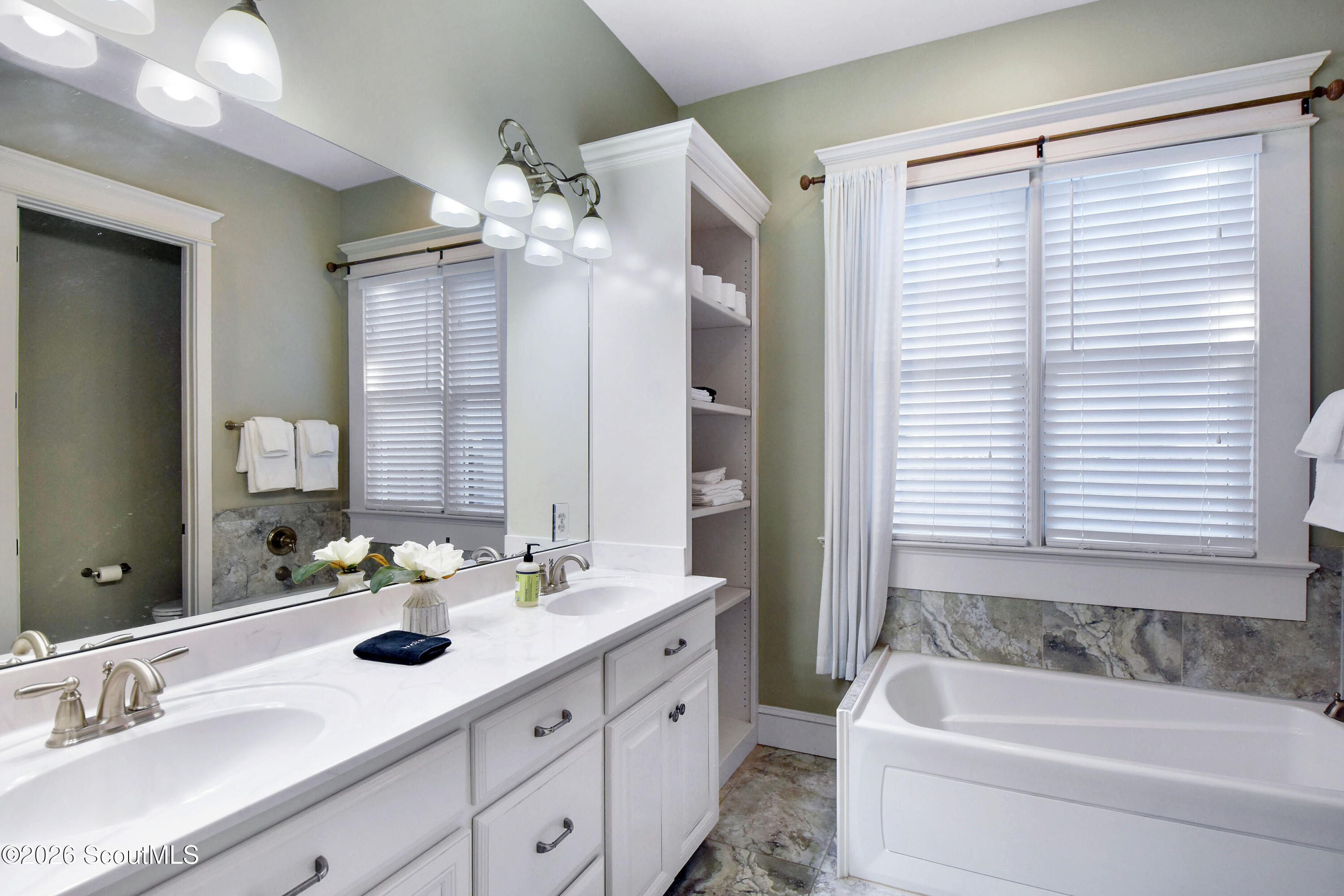 1040 Village Oaks Lane, St. Simons Island