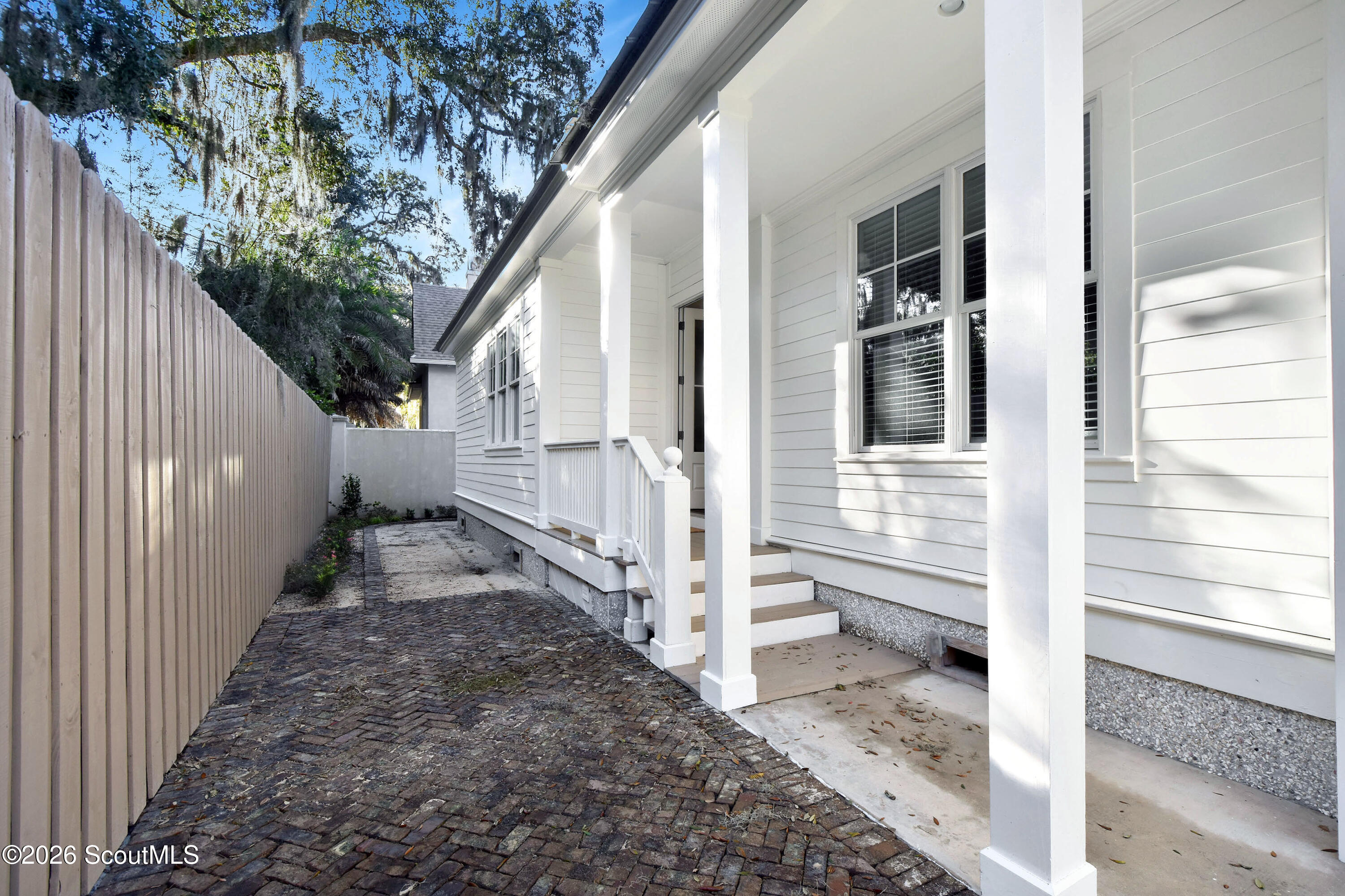 1040 Village Oaks Lane, St. Simons Island