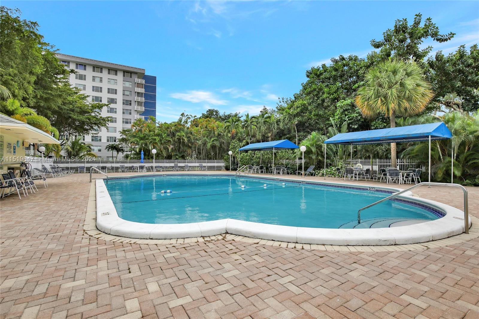 4400 Hillcrest Dr # 210B