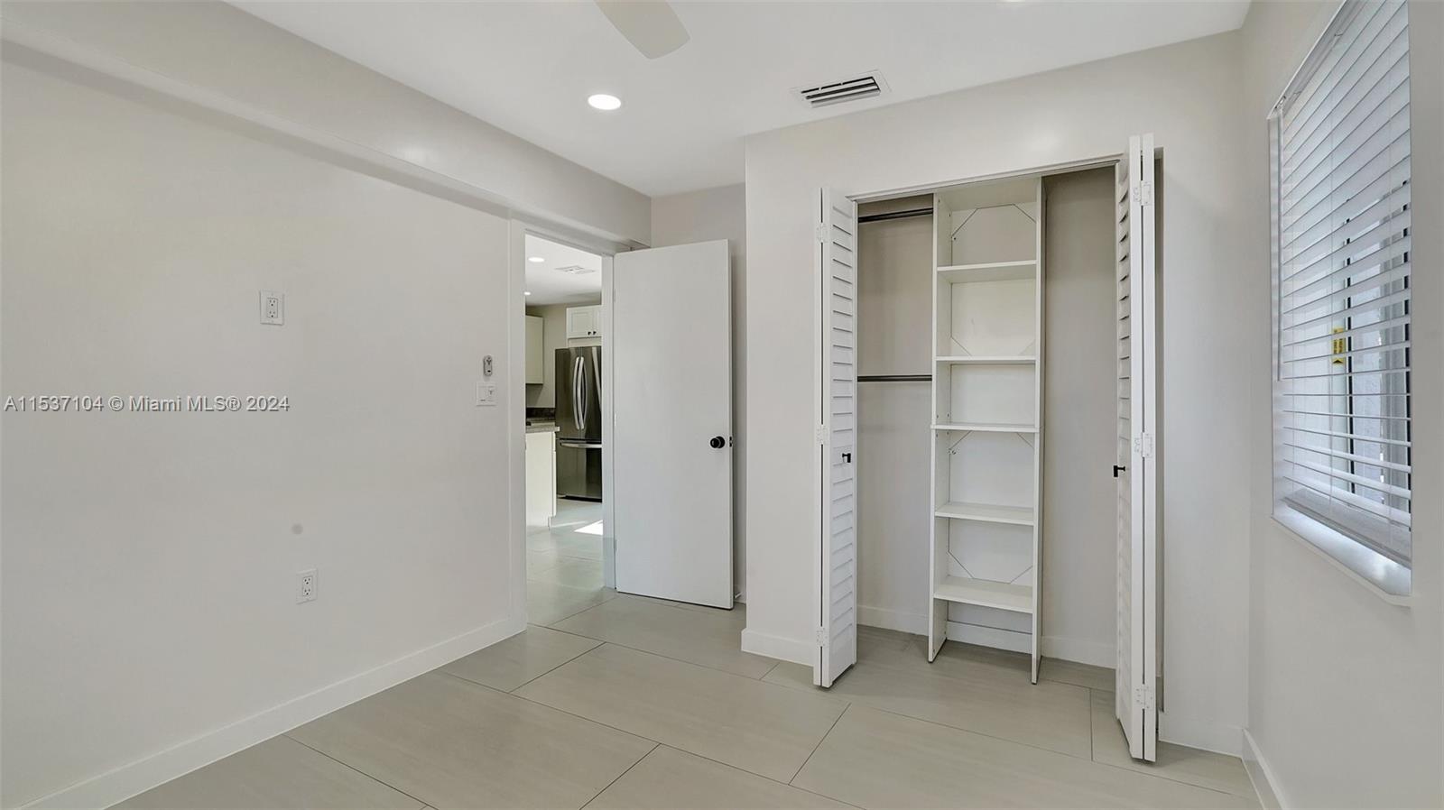 1621 SW 47th Ter