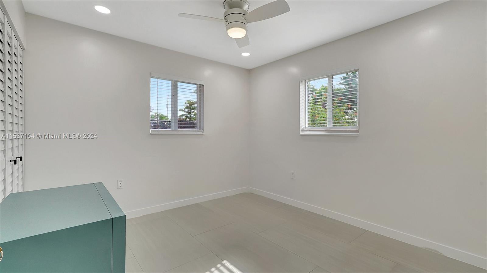 1621 SW 47th Ter
