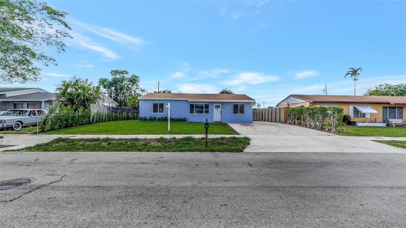 1621 SW 47th Ter