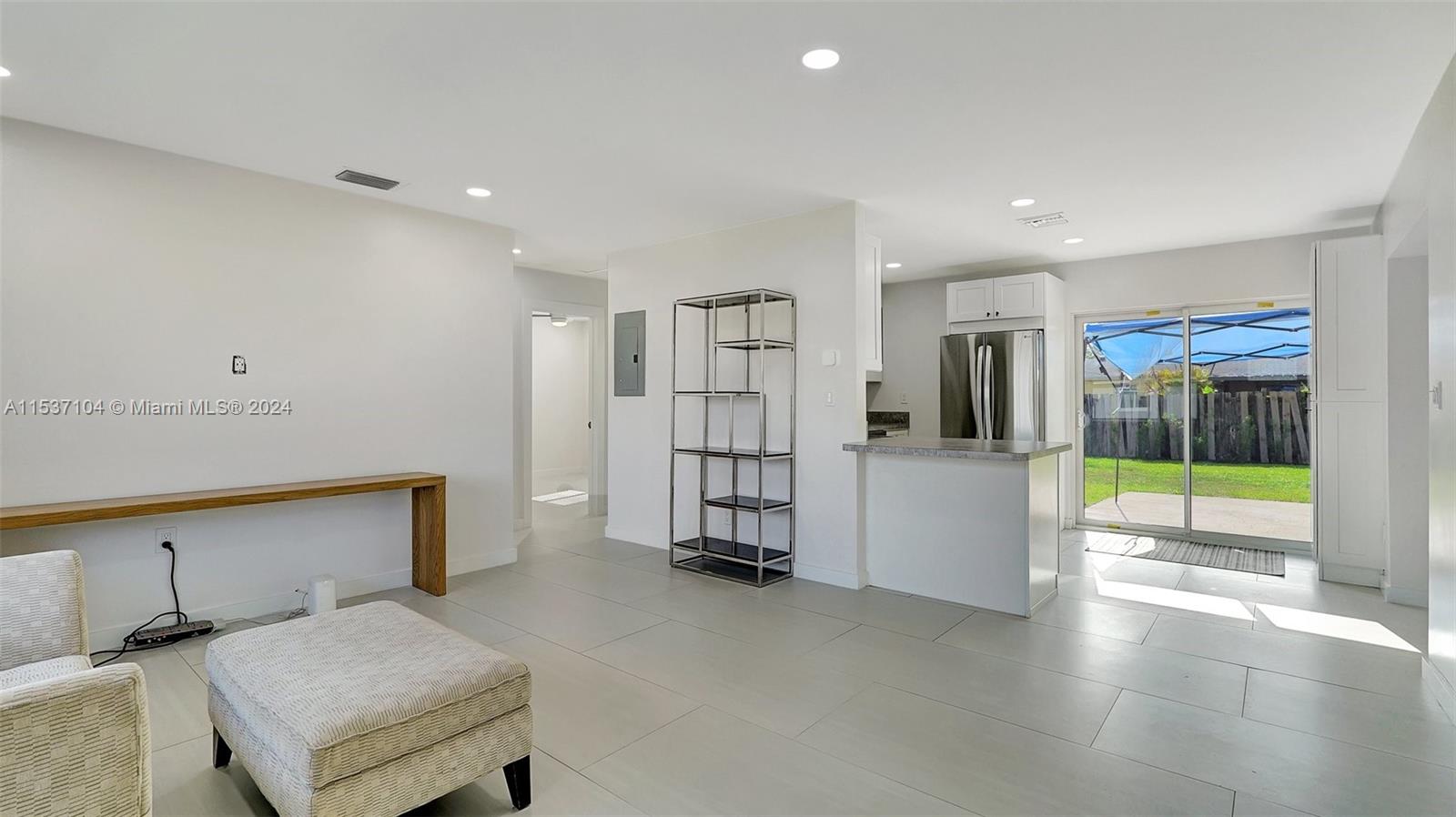 1621 SW 47th Ter