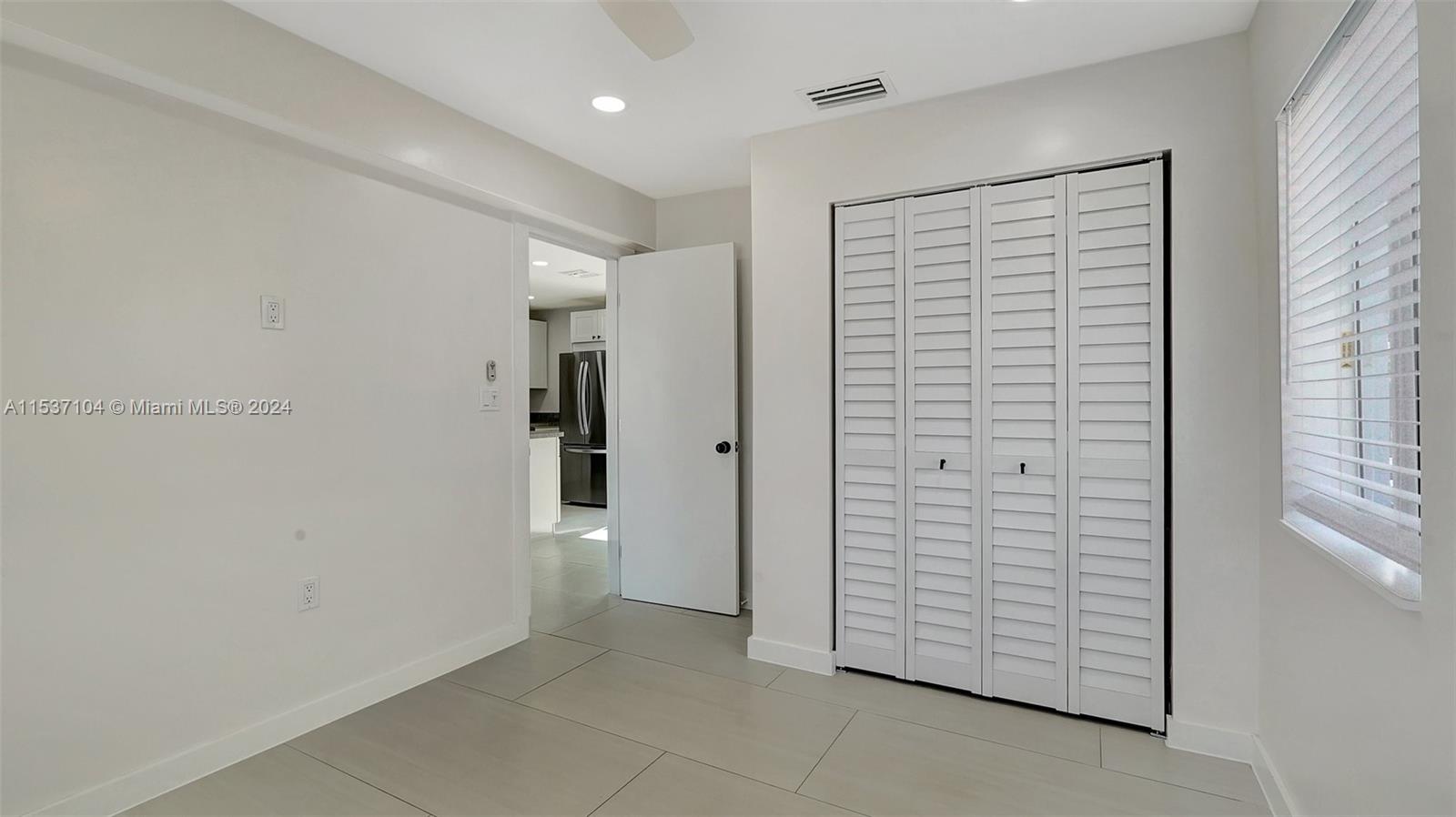 1621 SW 47th Ter
