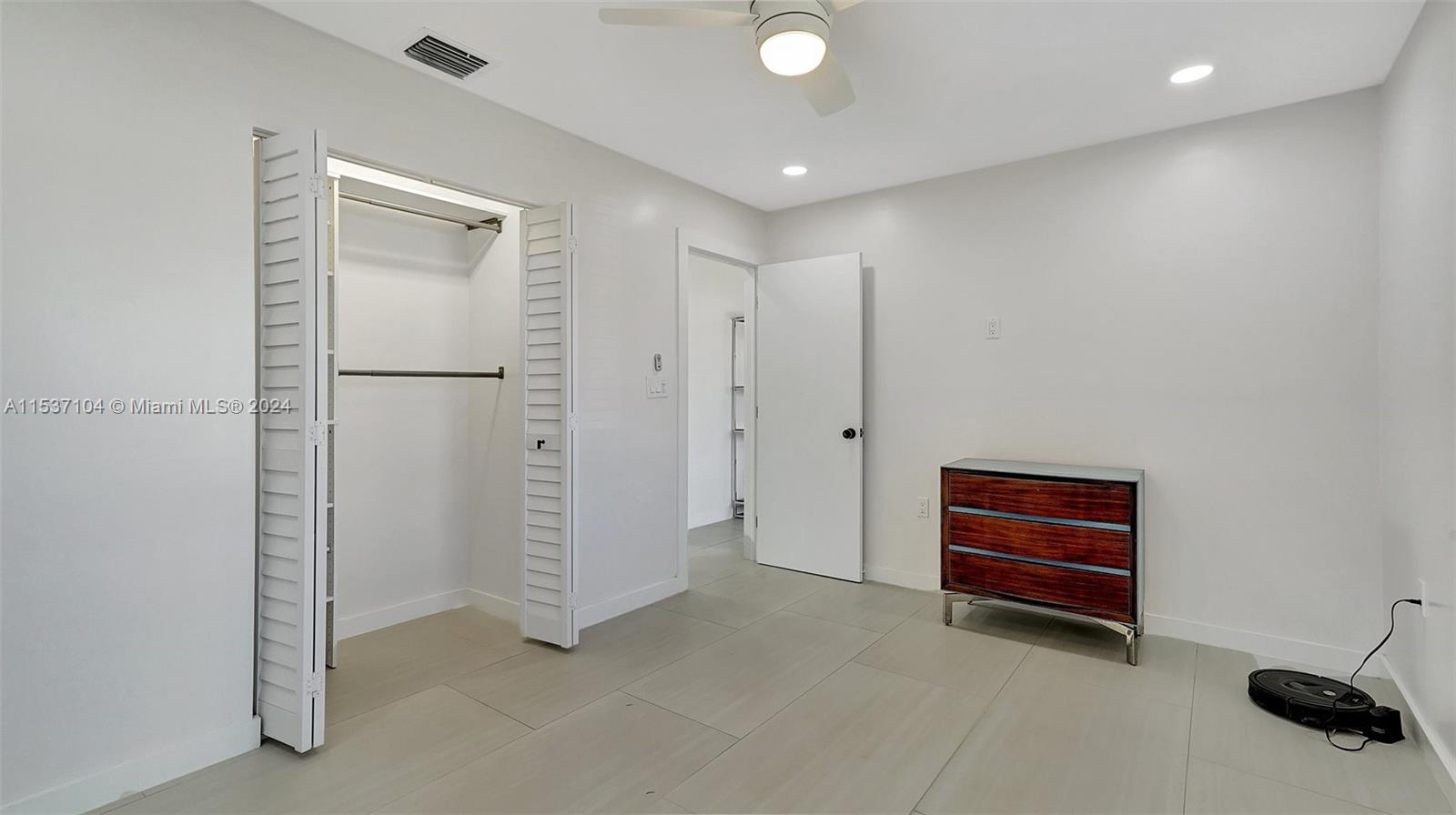 1621 SW 47th Ter