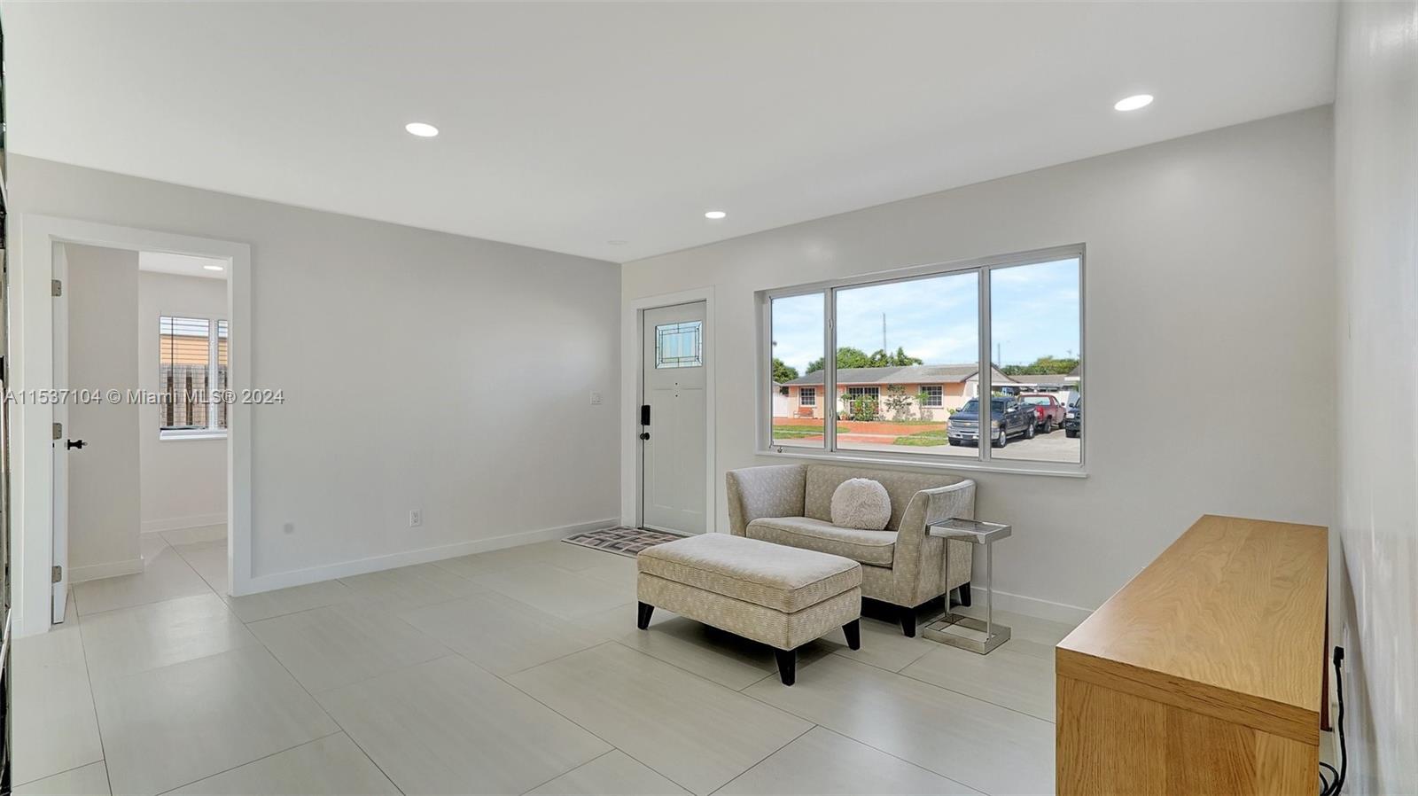 1621 SW 47th Ter