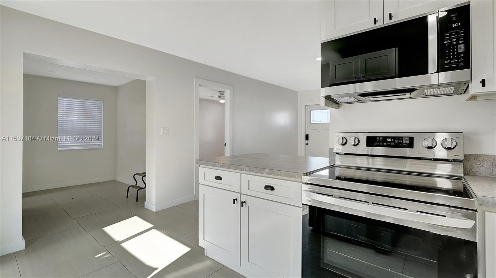 1621 SW 47th Ter