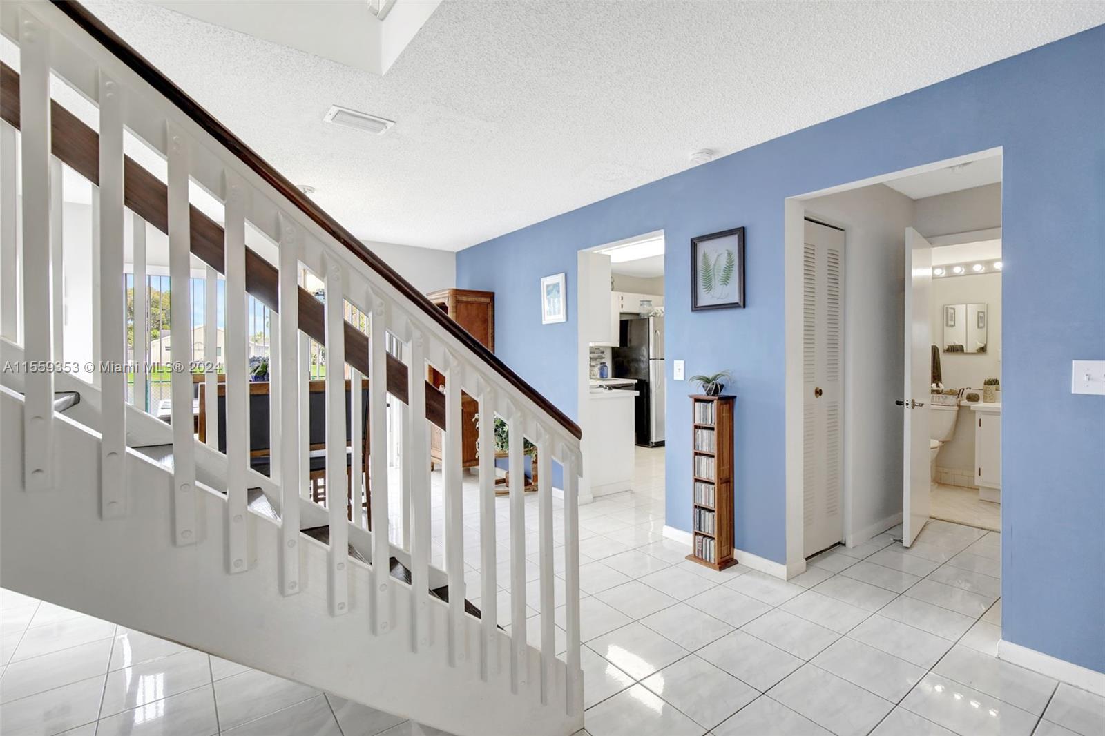 246 SW 159th Ave