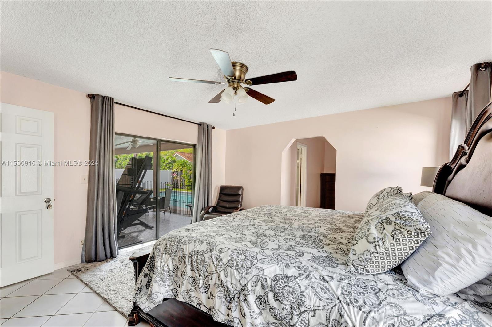 10501 NW 5th Mnr