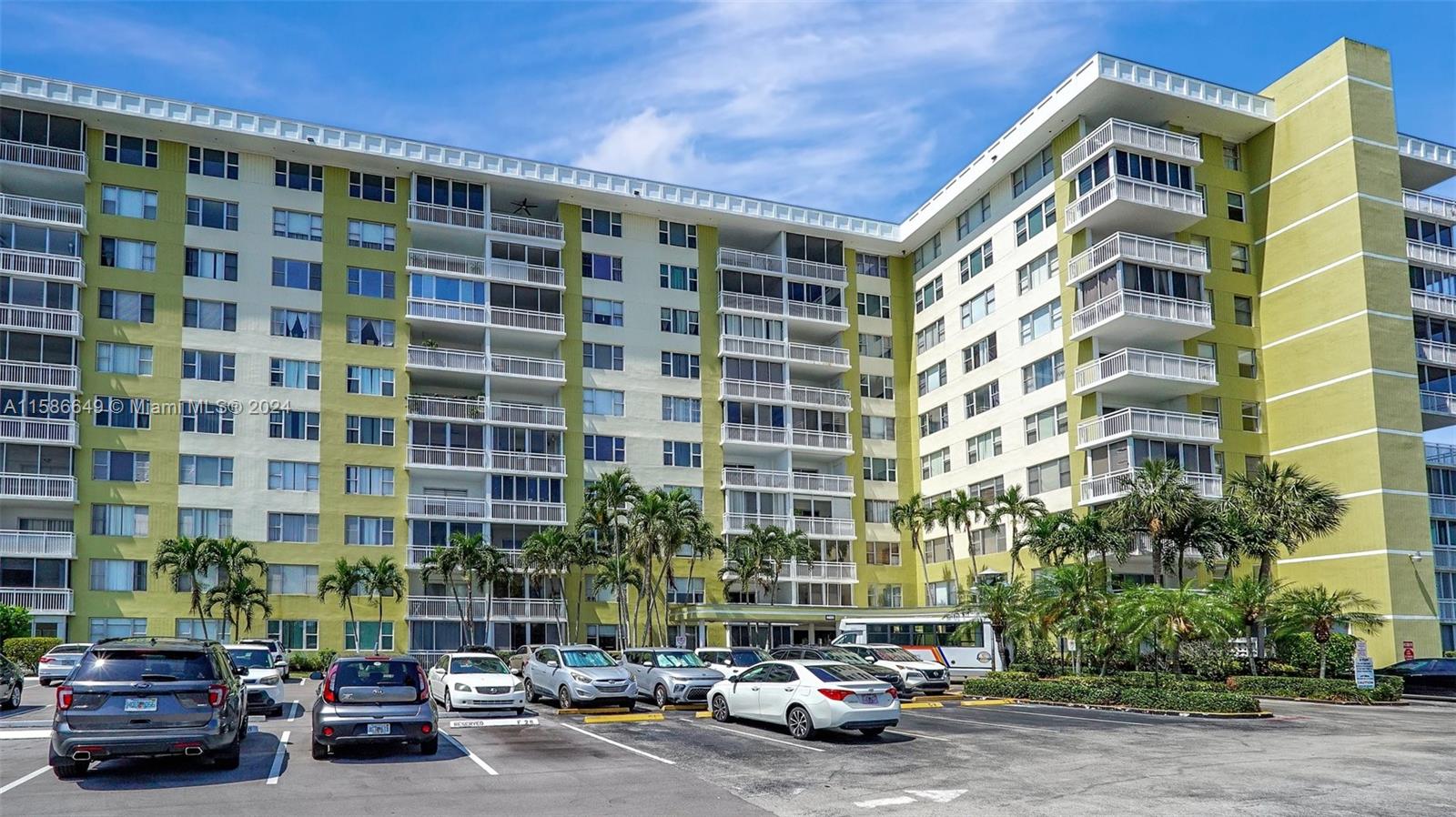 4400 Hillcrest Dr # 710B
