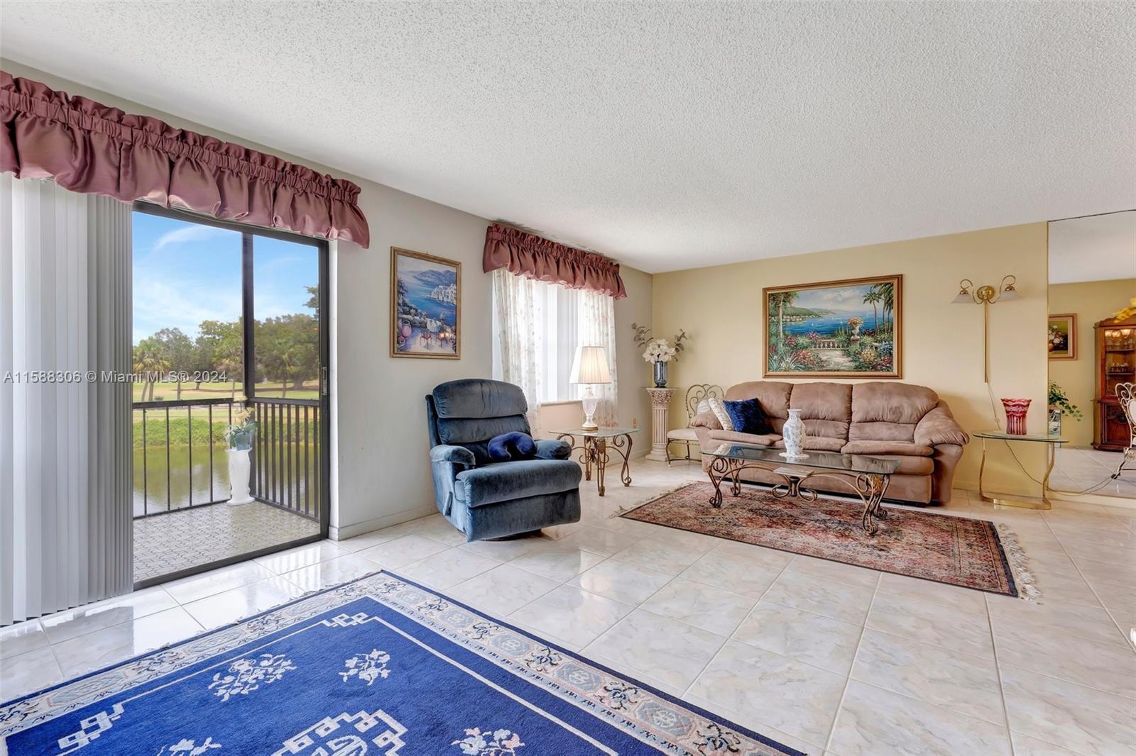 8951 N New River Canal Rd # 2C