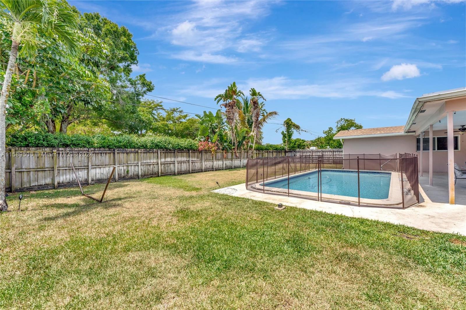 7340 NW 14th St