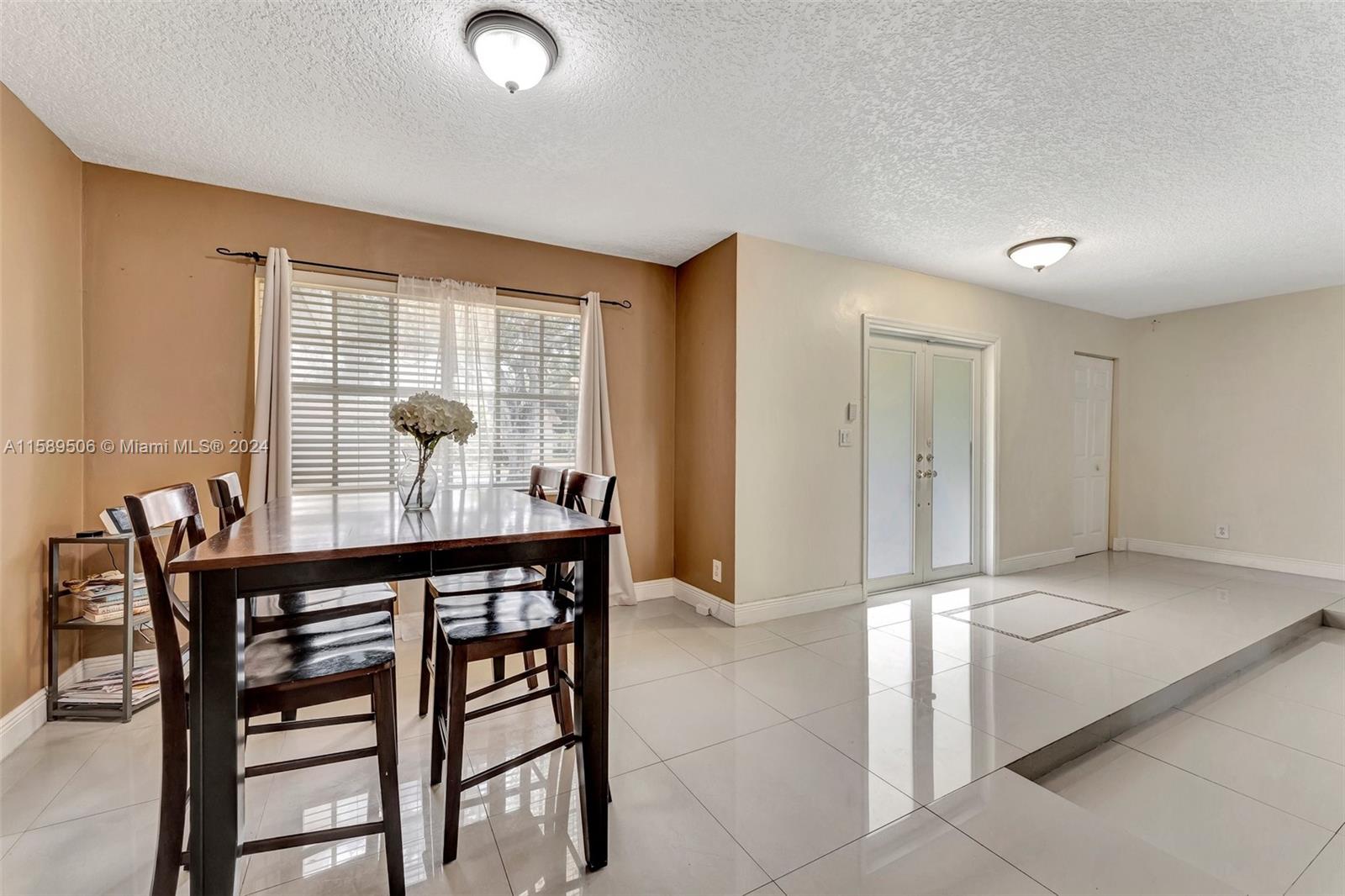 7340 NW 14th St