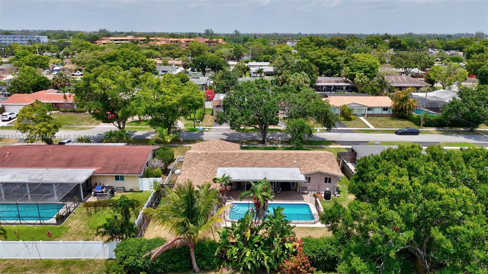 7340 NW 14th St