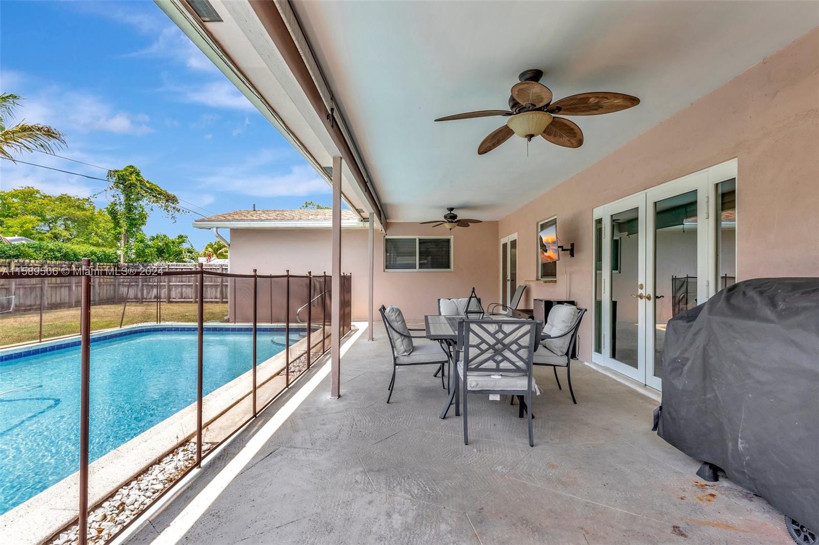 7340 NW 14th St