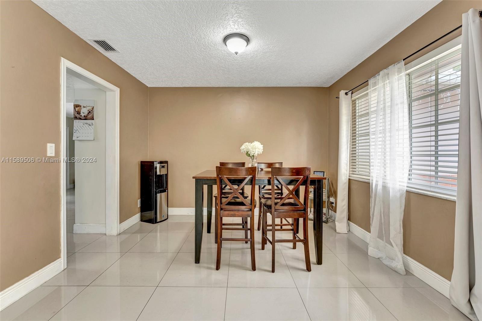 7340 NW 14th St