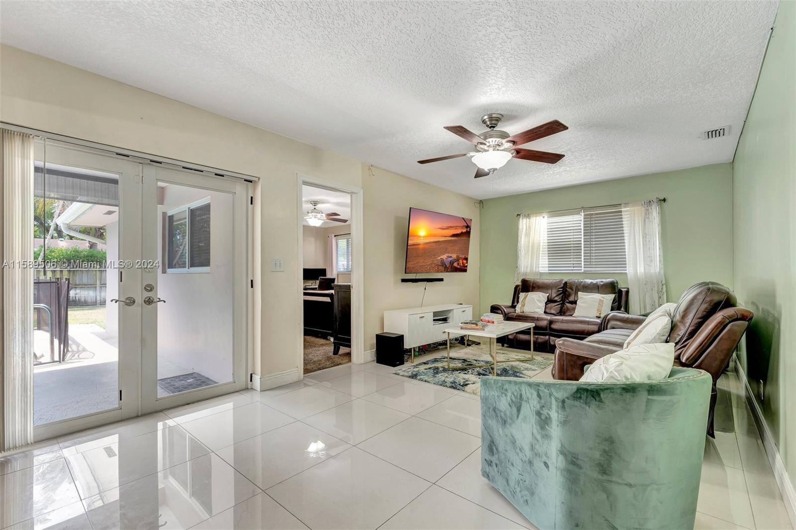 7340 NW 14th St