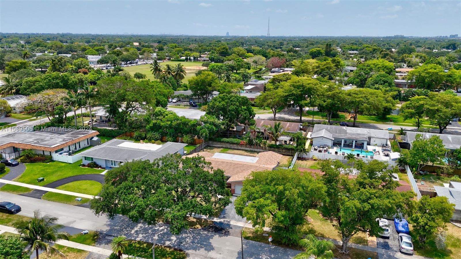 7340 NW 14th St