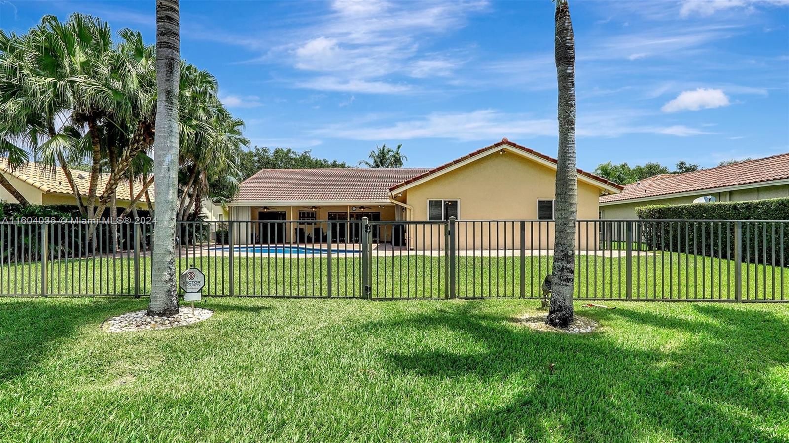 9324 NW 10th St