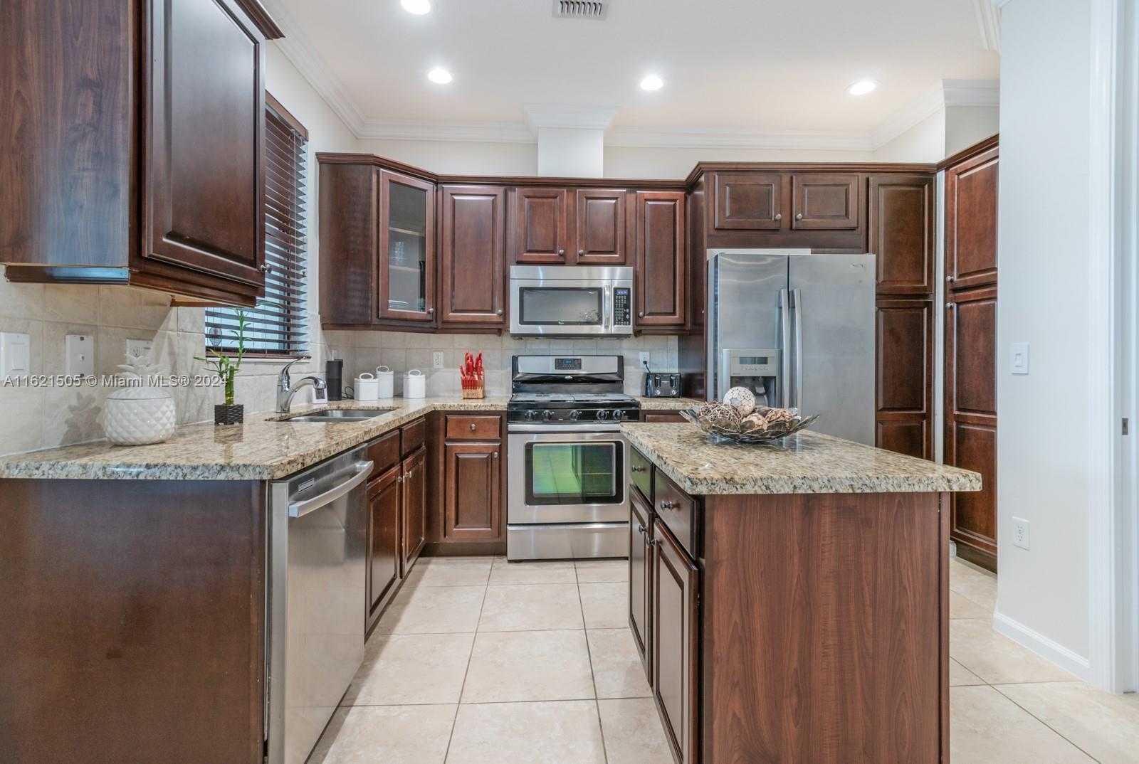 12430 NW 32nd Mnr