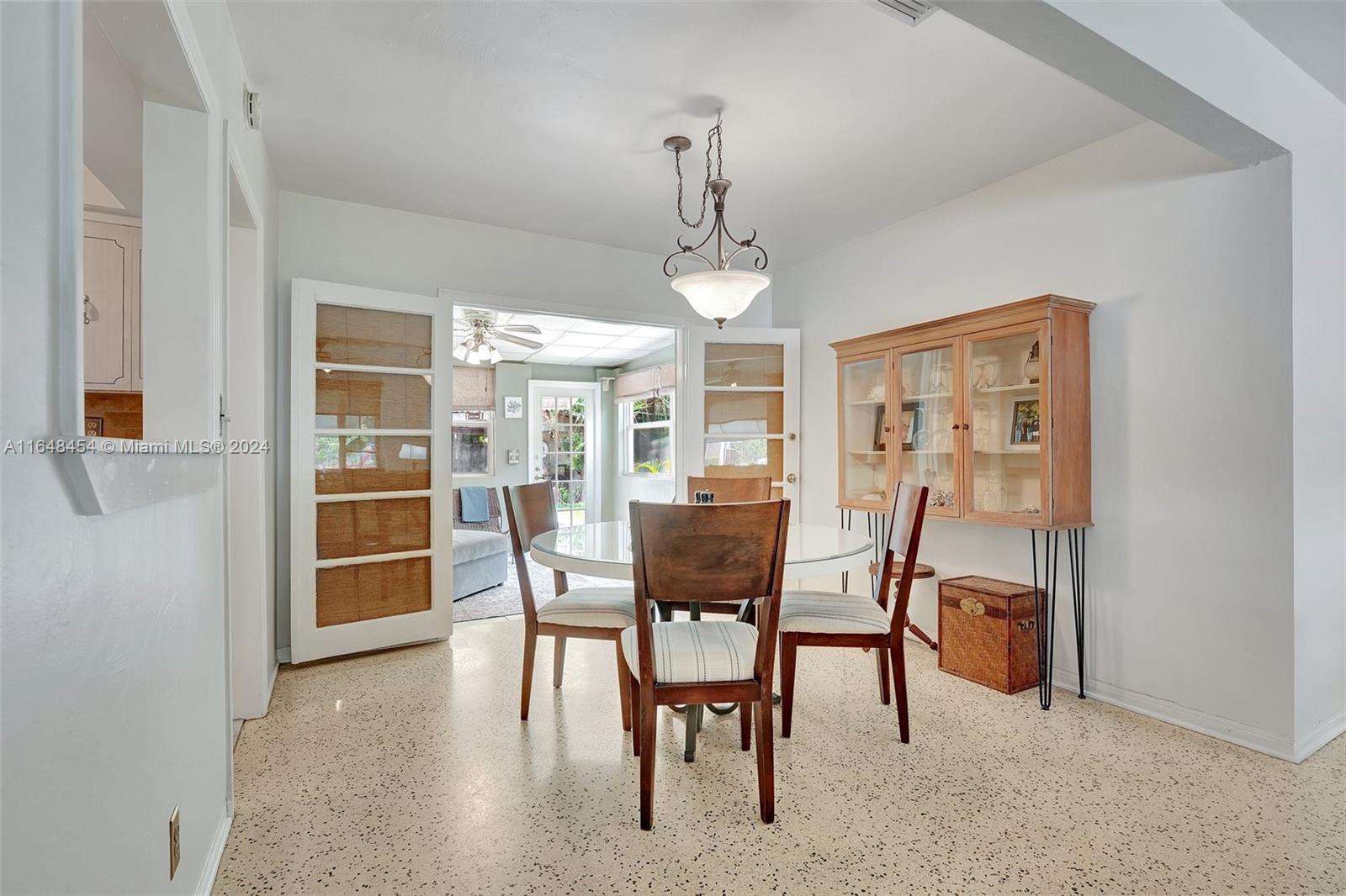 1114 NE 17th Way