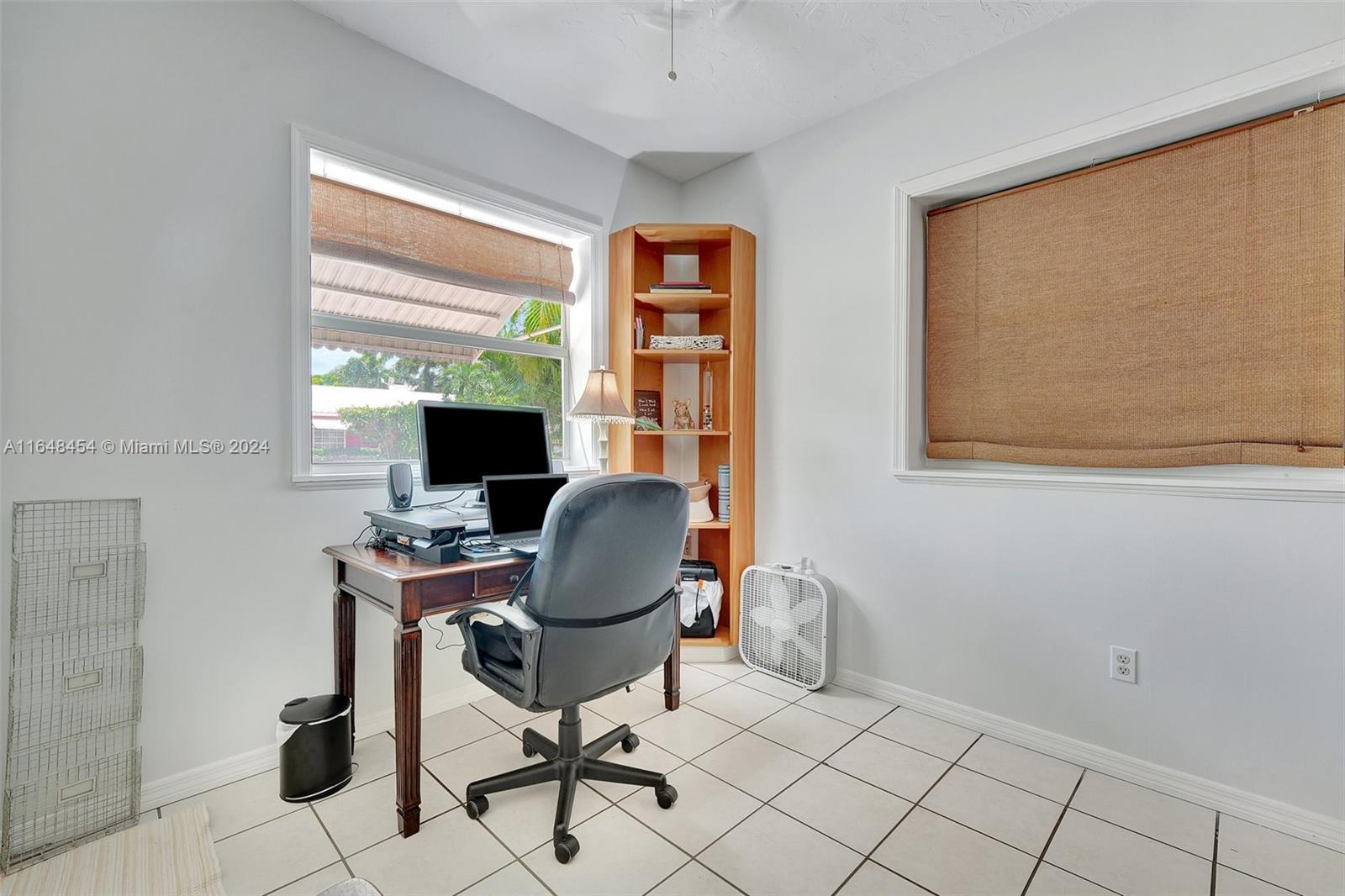 1114 NE 17th Way