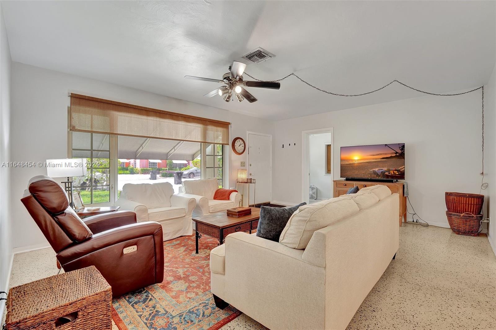 1114 NE 17th Way