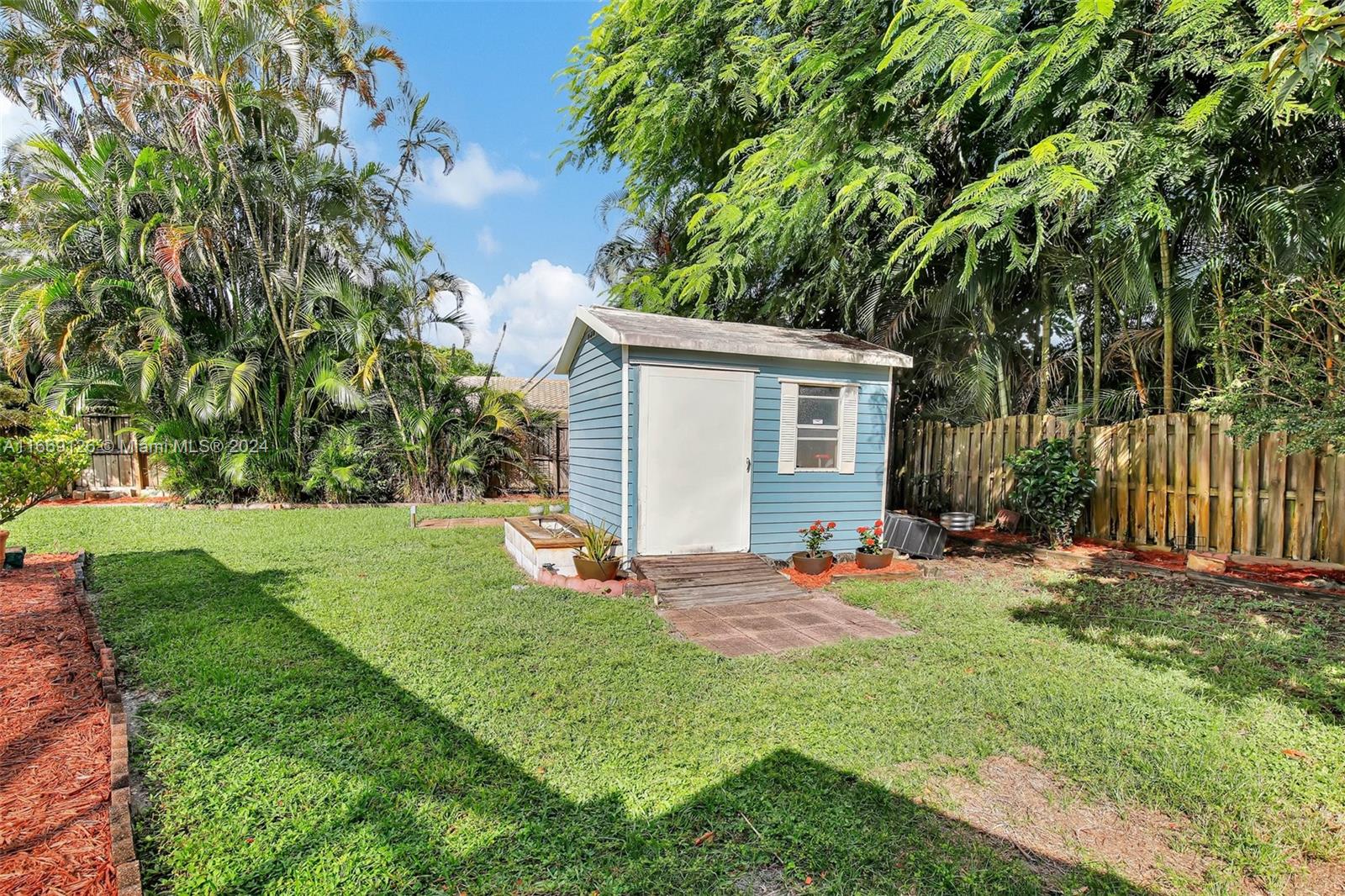 1491 SW 70th Ter