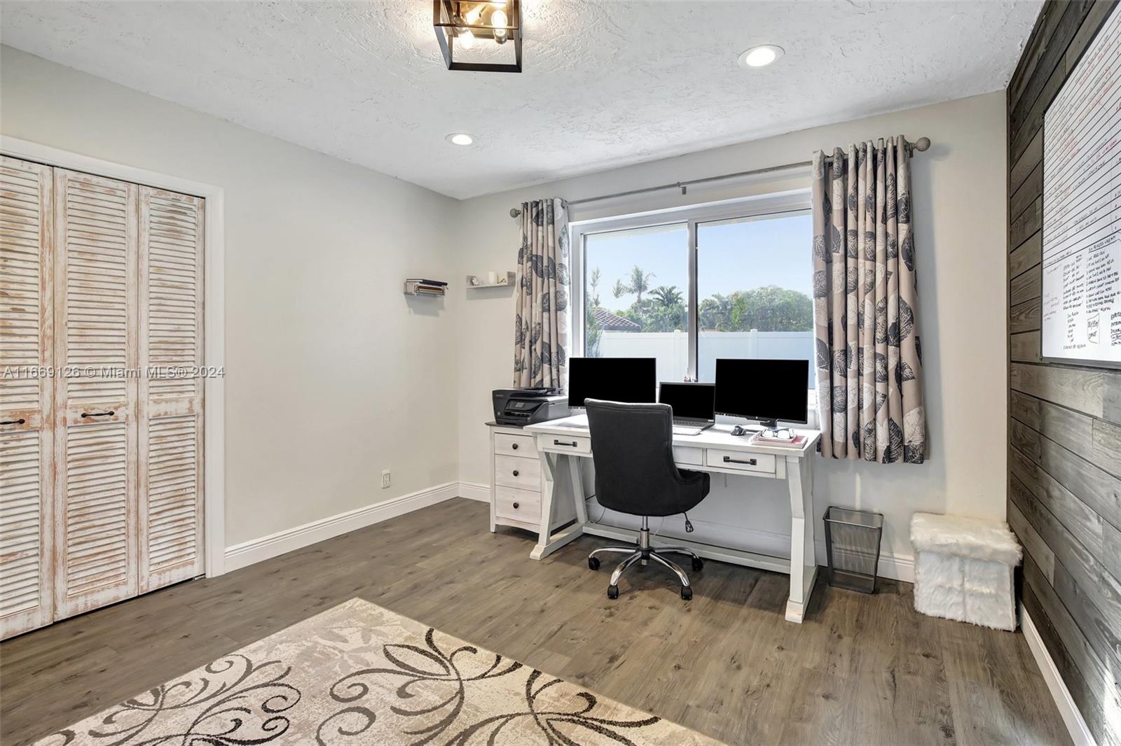 1491 SW 70th Ter